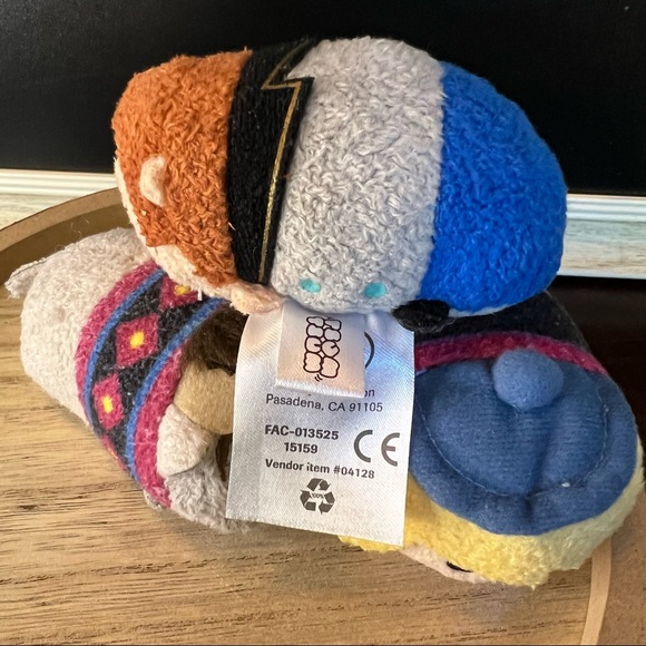 Disney Tsum Tsum: Frozen - Picture 6 of 6